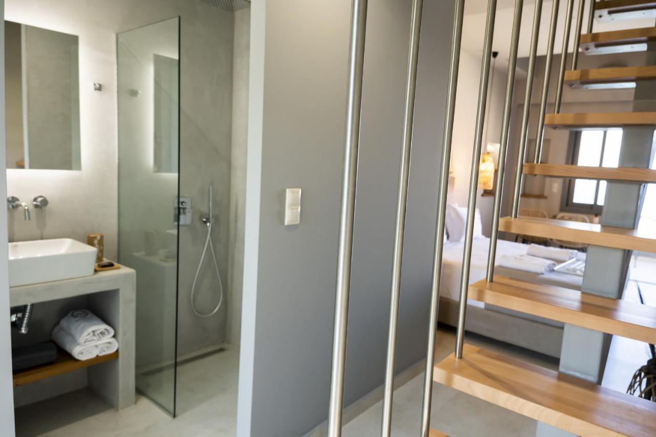 Theros Suites Dhiminio Exterior photo
